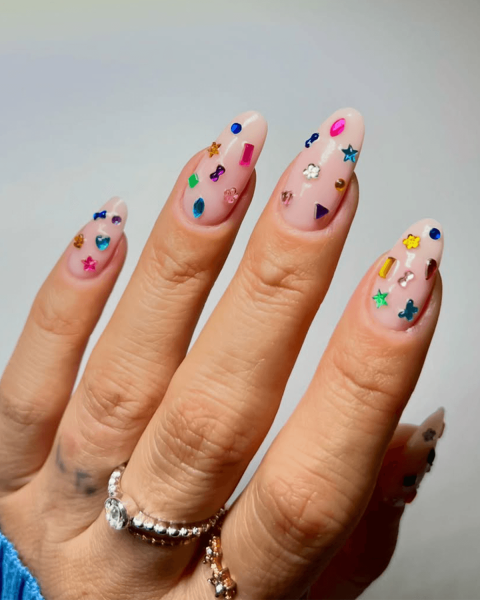 Gem nails